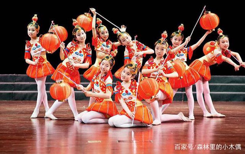 舞蹈编排：如何在现代舞台上传播传统艺术之美
